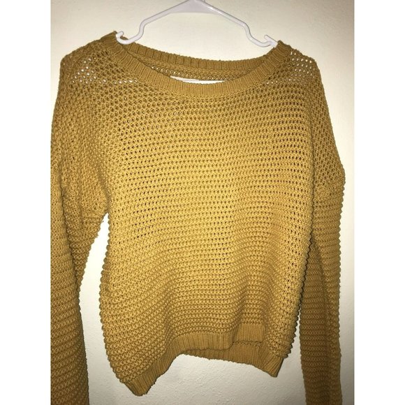 Aeropostale Gold Cable Knit Pull Over Sweater Womans Medium Preowned - Picture 2 of 5
